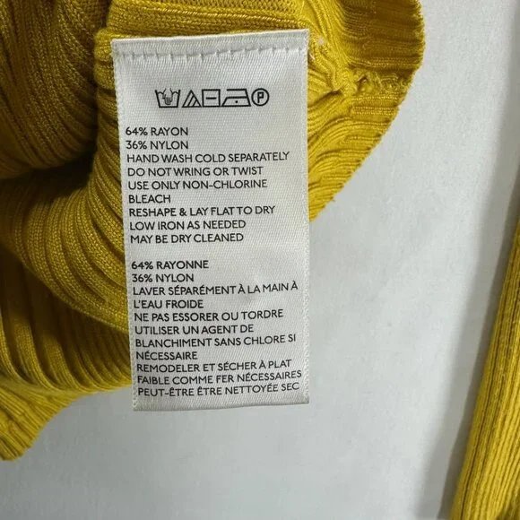 Moth Anthropologie Sweater Size M Ribbed Turtleneck Button Cuff Pullover Yellow - Picture 8 of 11